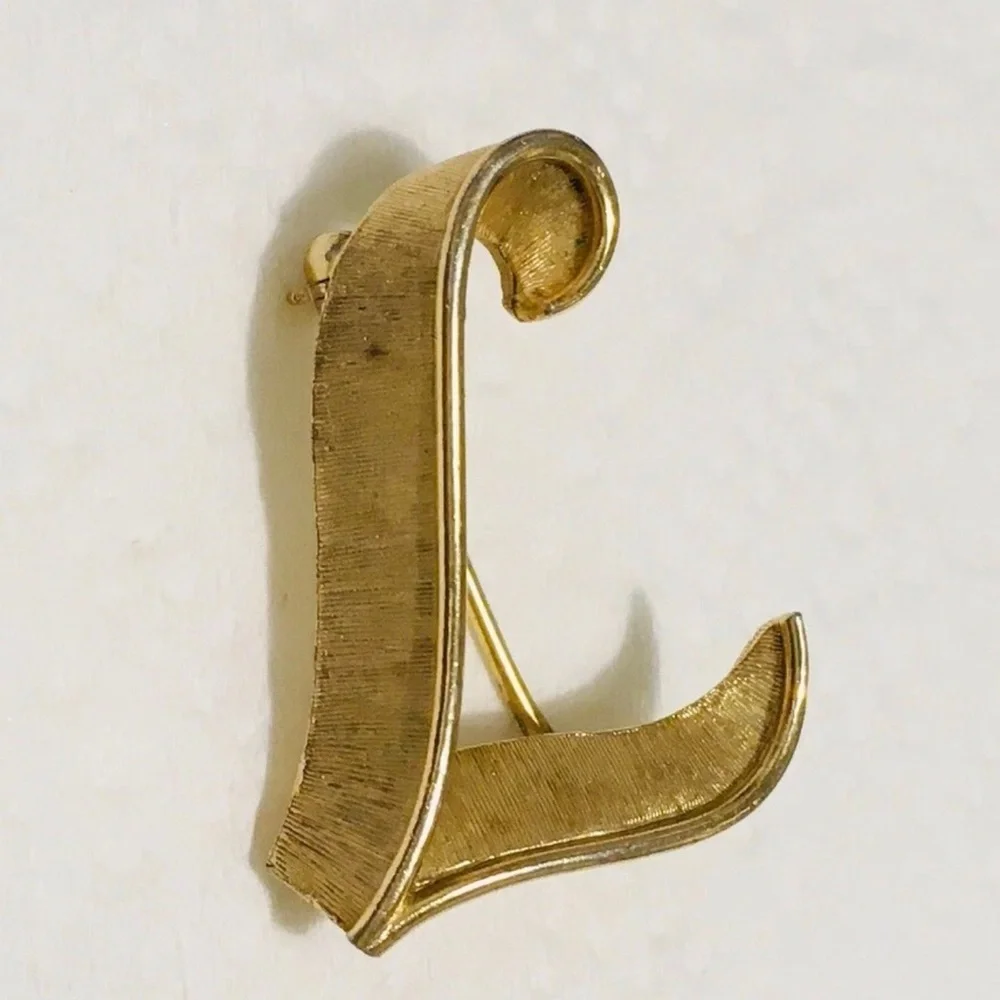 TRIFARI Elegant Gold Tone Letter  L Brooch